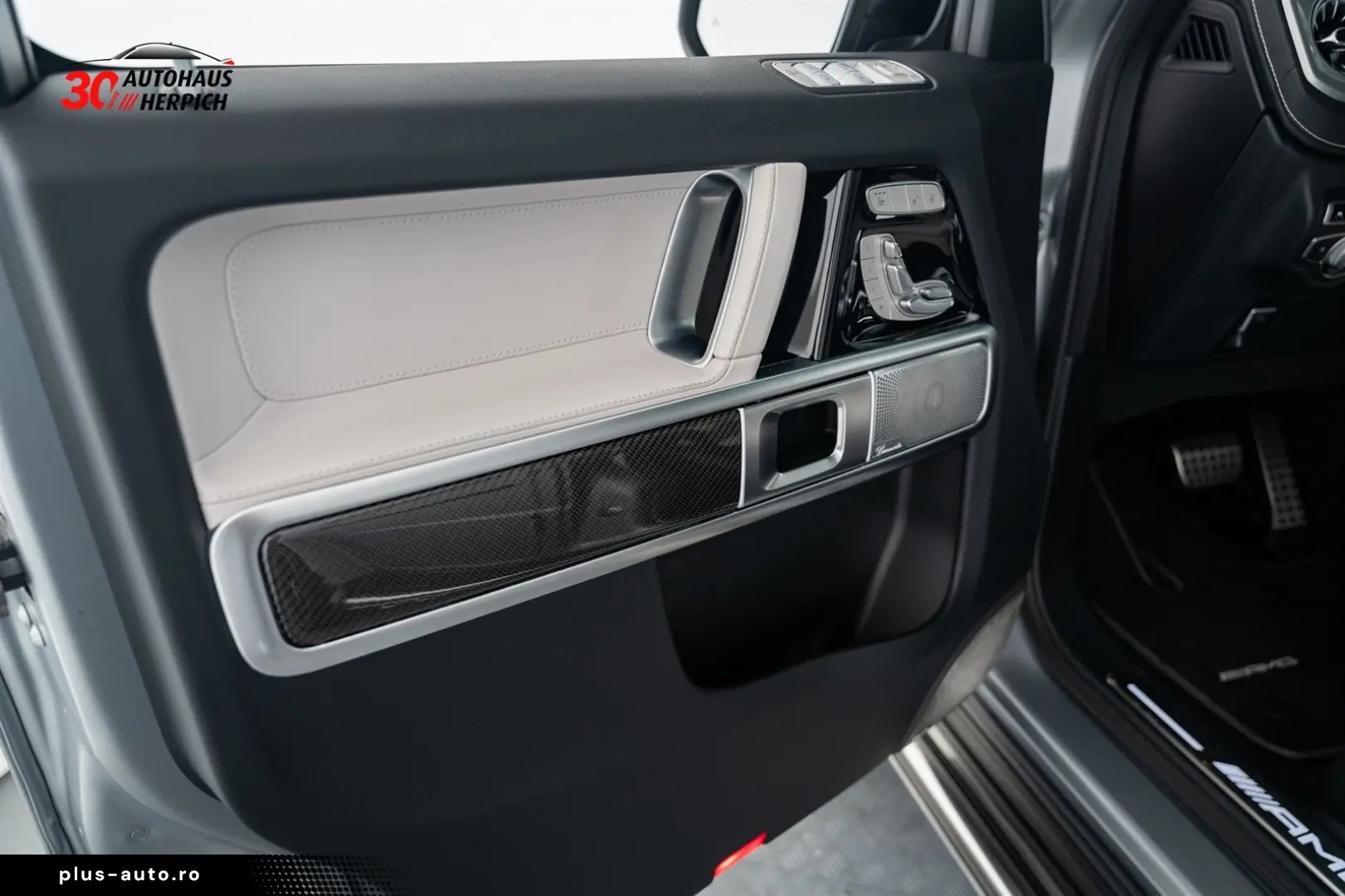 MERCEDES-BENZ G 63 AMG Performance Technik Night