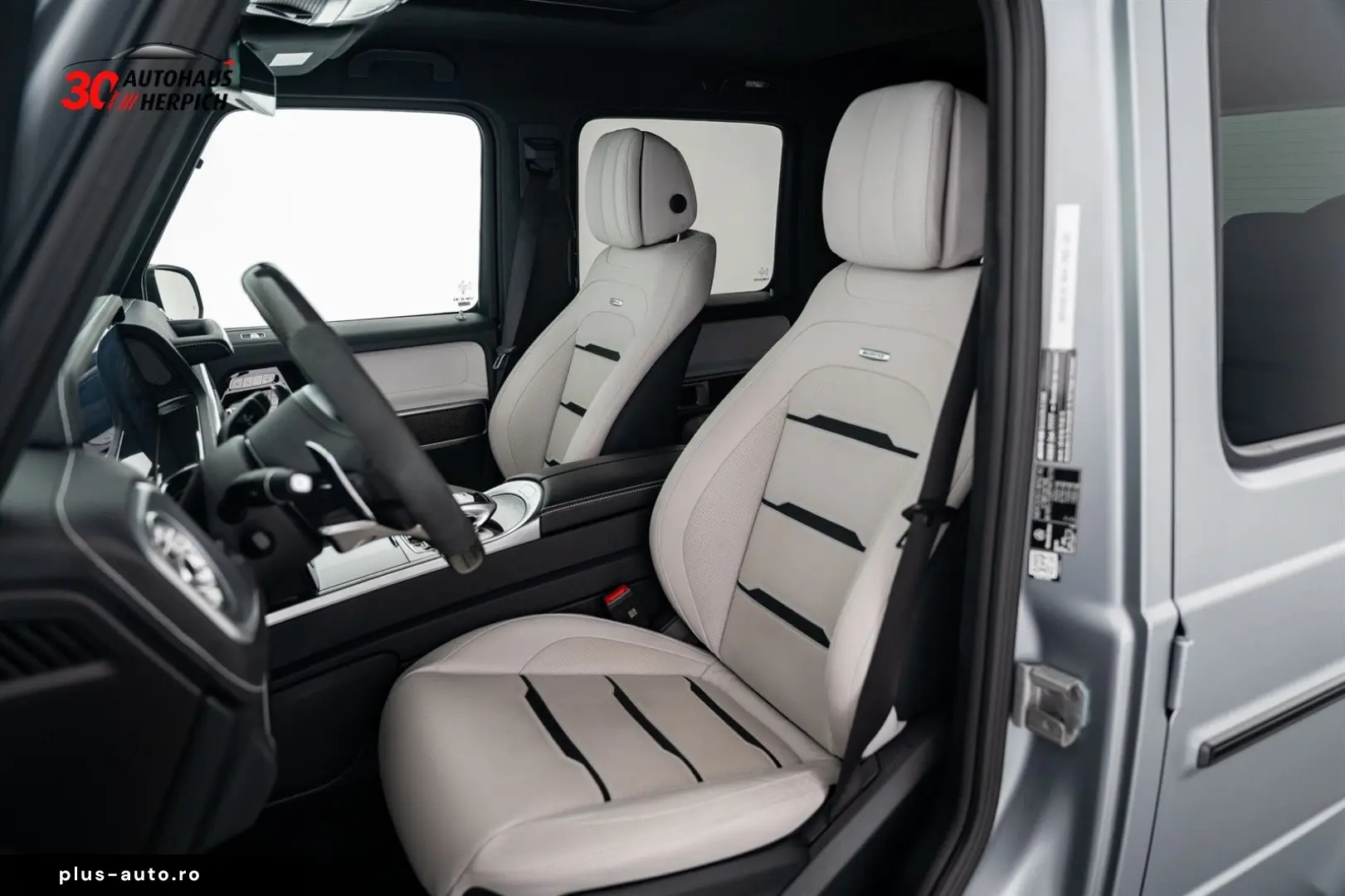 MERCEDES-BENZ G 63 AMG Performance Technik Night