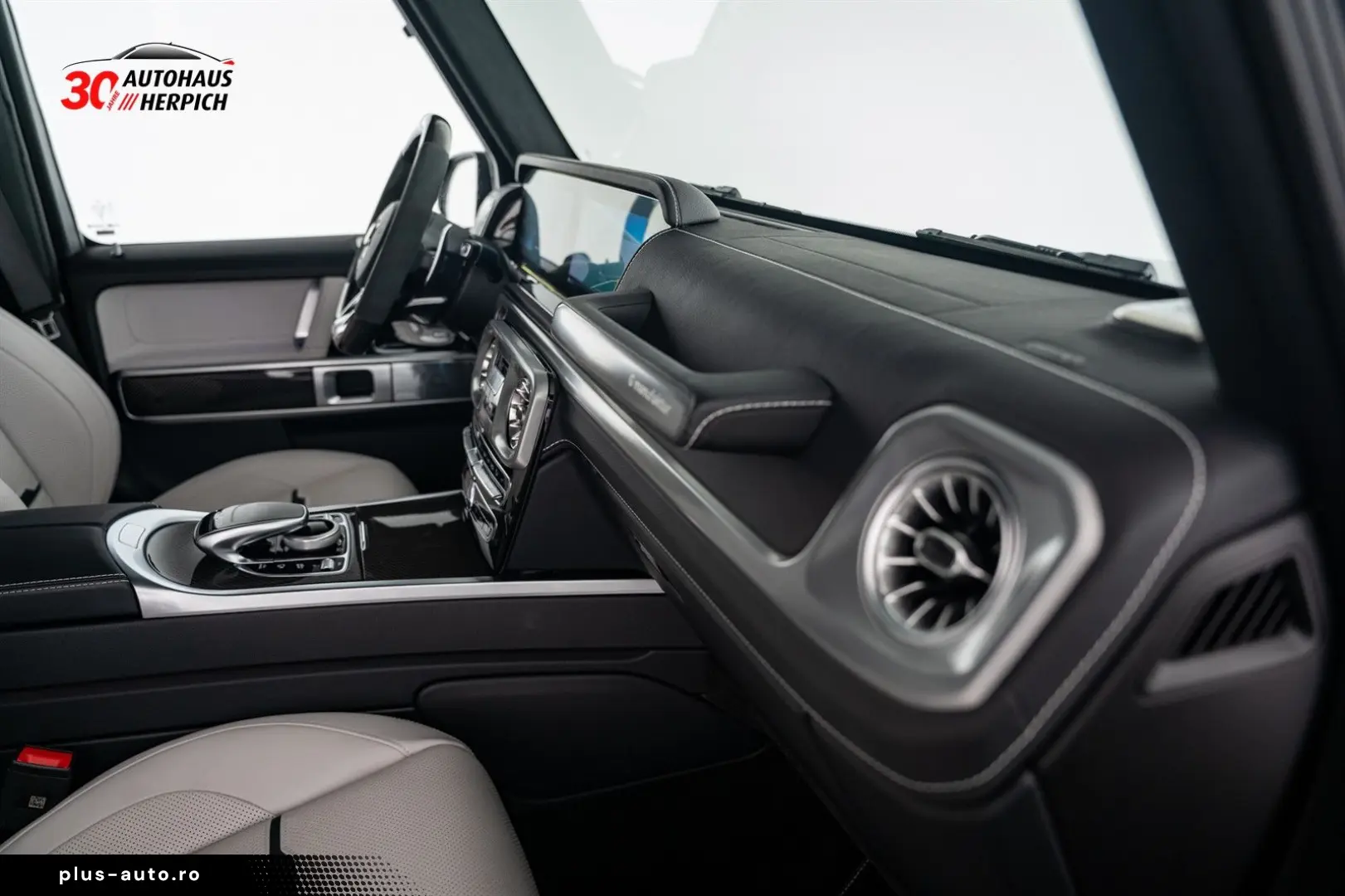 MERCEDES-BENZ G 63 AMG Performance Technik Night