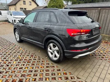 AUDI Q3 35 TFSI advanced