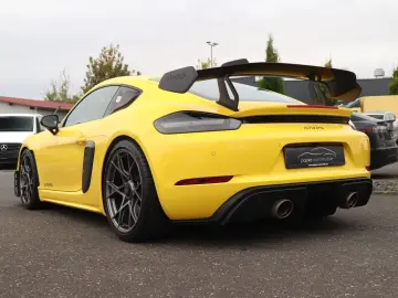 PORSCHE Cayman GT4 RS  Weissach  CLUBSPORT LIFT 90L TANK