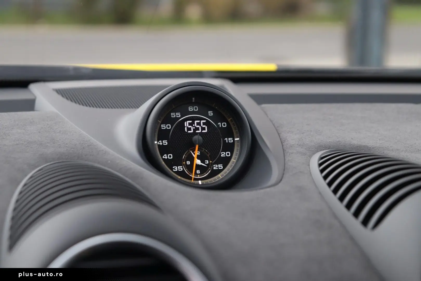 PORSCHE Cayman GT4 RS  Weissach  CLUBSPORT LIFT 90L TANK