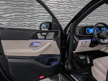 MERCEDES-BENZ GLS450d AMG PREMIUM PLUS PANO HEADUP NIGHT
