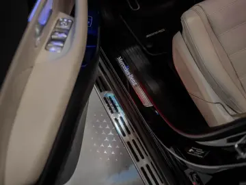 MERCEDES-BENZ GLS450d AMG PREMIUM PLUS PANO HEADUP NIGHT