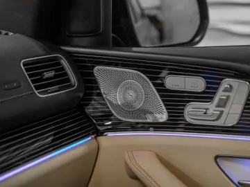 MERCEDES-BENZ GLS450d AMG PREMIUM PLUS PANO HEADUP NIGHT