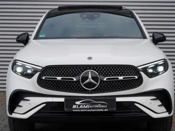 MERCEDES-BENZ GLC300d Coupe 4M AMG PREMIUM  HUD 360 AHK PANO