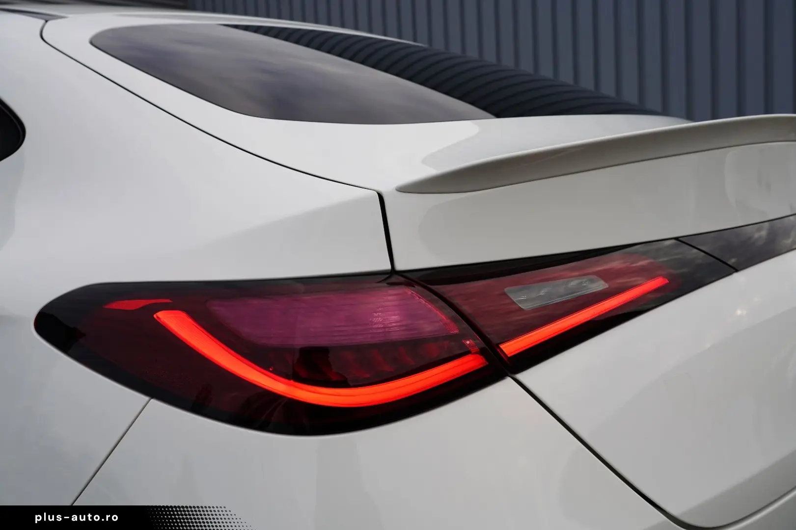 MERCEDES-BENZ GLC300d Coupe 4M AMG PREMIUM  HUD 360 AHK PANO