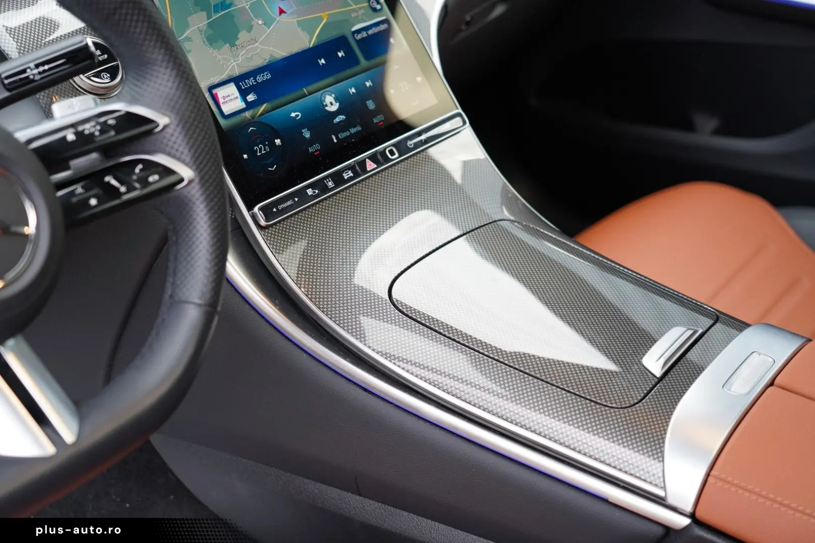 MERCEDES-BENZ GLC300d Coupe 4M AMG PREMIUM  HUD 360 AHK PANO