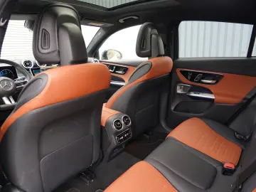 MERCEDES-BENZ GLC300d Coupe 4M AMG PREMIUM  HUD 360 AHK PANO