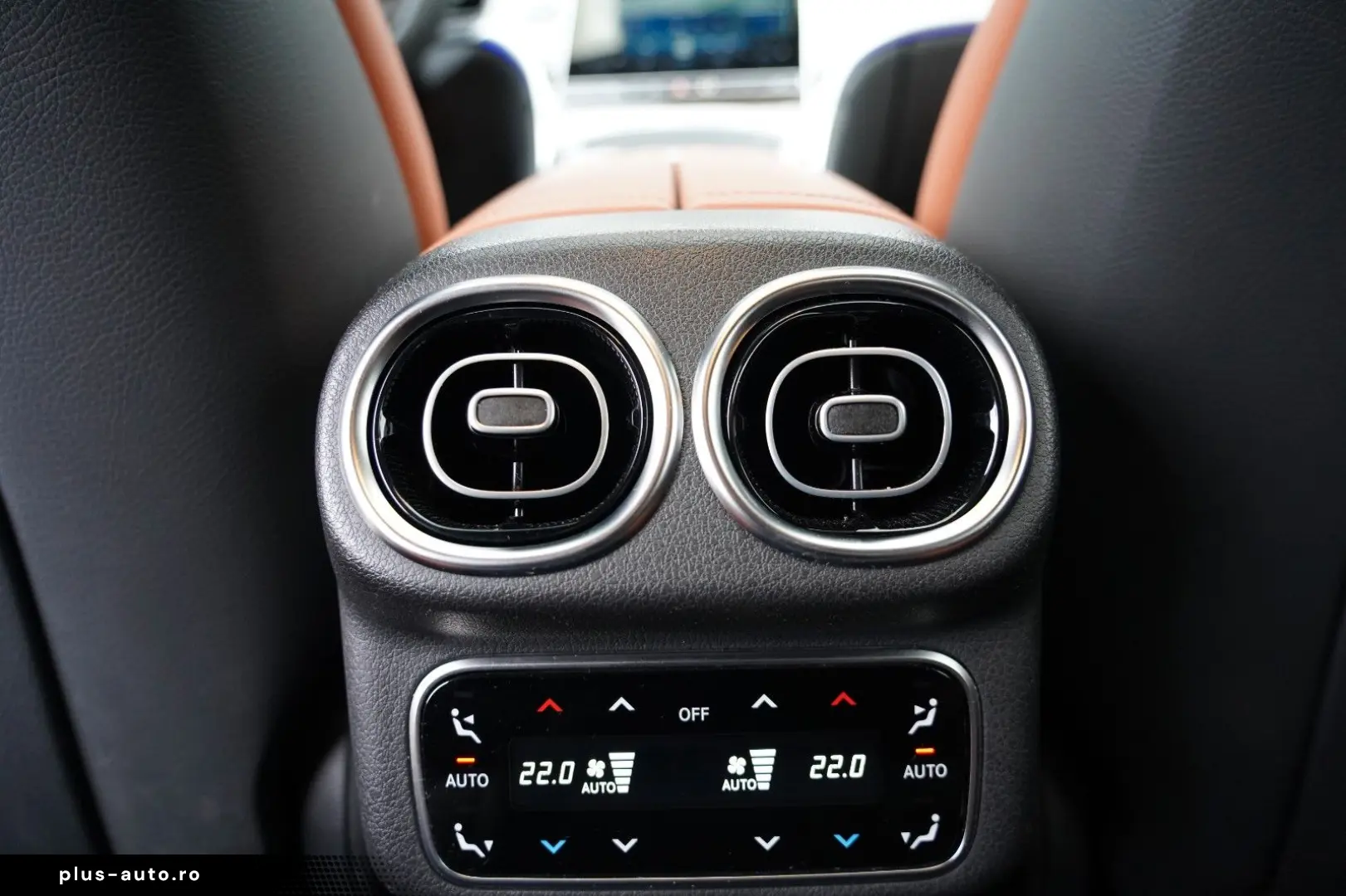 MERCEDES-BENZ GLC300d Coupe 4M AMG PREMIUM  HUD 360 AHK PANO