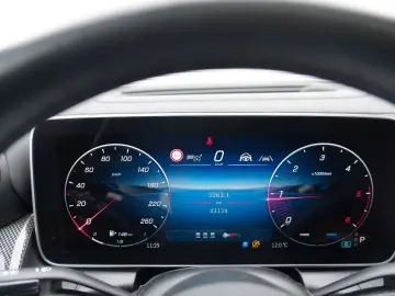 MERCEDES-BENZ GLC300d Coupe 4M AMG PREMIUM  HUD 360 AHK PANO