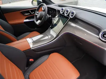 MERCEDES-BENZ GLC300d Coupe 4M AMG PREMIUM  HUD 360 AHK PANO