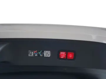 MERCEDES-BENZ GLC300d Coupe 4M AMG PREMIUM  HUD 360 AHK PANO