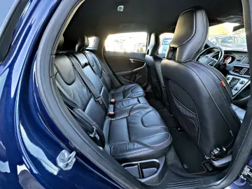 Volvo V40 Cross Country 2.0 D3 Ocean Race