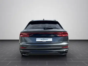 AUDI Q8 55 TFSI e Quattro S-Line