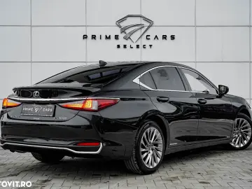 Lexus Seria ES 300h
