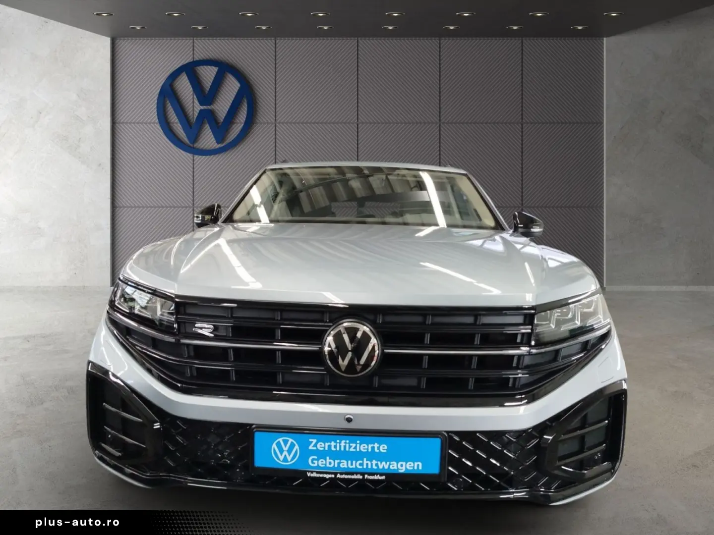 VW Touareg 3.0 V6 TDI R-Line Black Style 22 Alu AHK