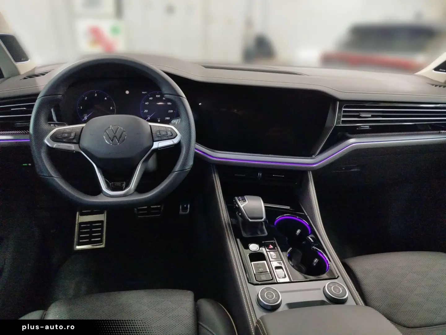 VW Touareg 3.0 V6 TDI R-Line Black Style 22 Alu AHK