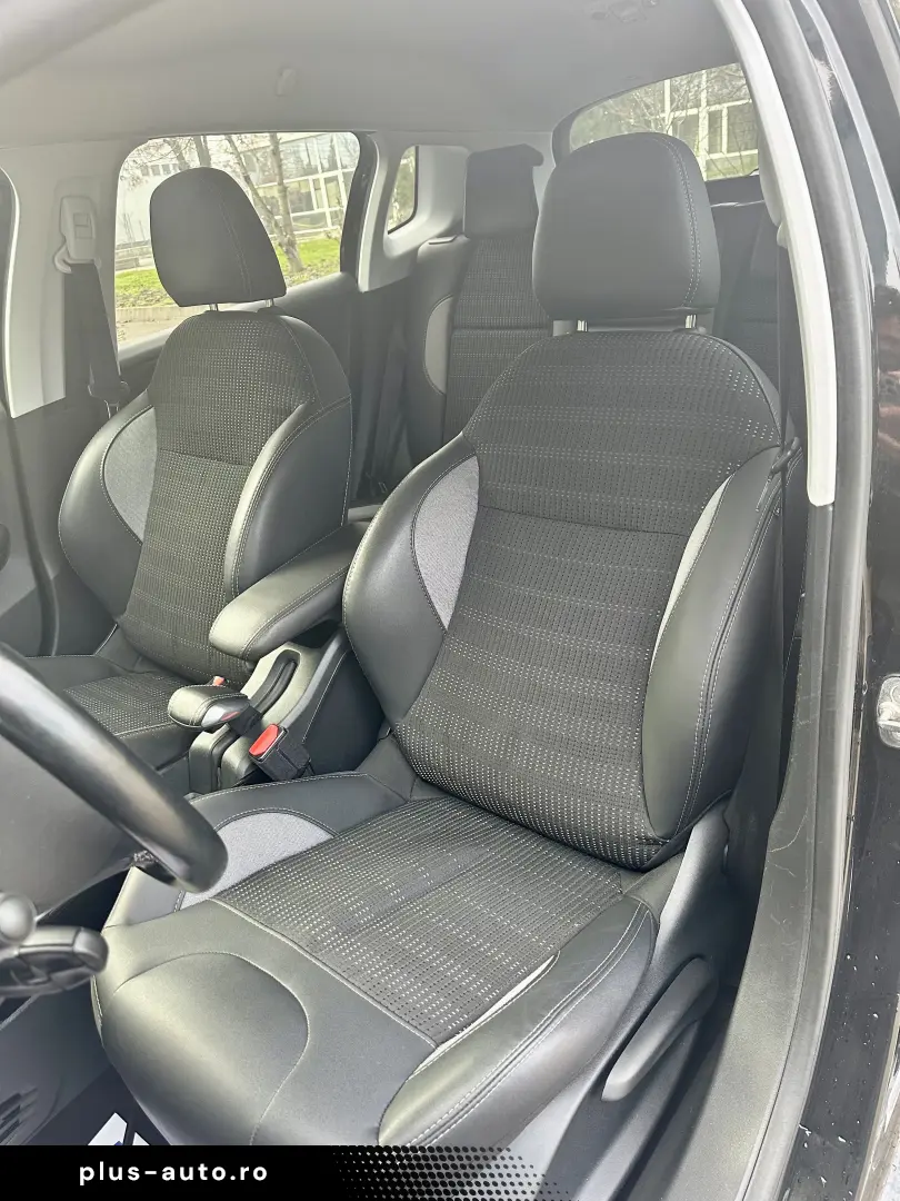 Peugeot 2008  50.000 km  navigatie  garantie  rate