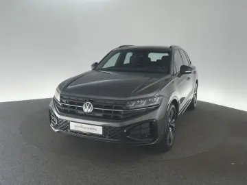 VW Touareg 3.0 TDI 4M Automatik R-Line ACC AHK Navi