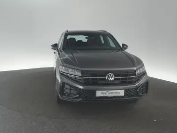 VW Touareg 3.0 TDI 4M Automatik R-Line ACC AHK Navi