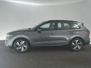 VW Touareg 3.0 TDI 4M Automatik R-Line ACC AHK Navi