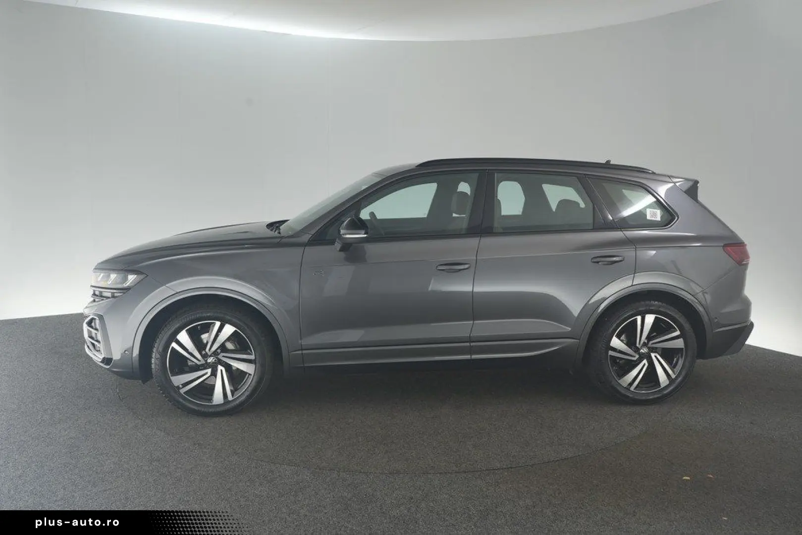 VW Touareg 3.0 TDI 4M Automatik R-Line ACC AHK Navi