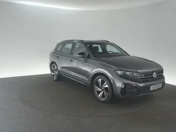 VW Touareg 3.0 TDI 4M Automatik R-Line ACC AHK Navi