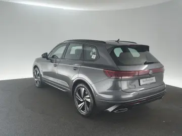 VW Touareg 3.0 TDI 4M Automatik R-Line ACC AHK Navi