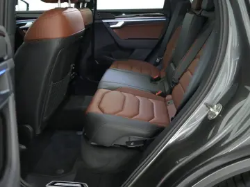 VW Touareg 3.0 TDI 4M Automatik R-Line ACC AHK Navi