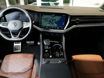 VW Touareg 3.0TDI R-Line Blackstyle