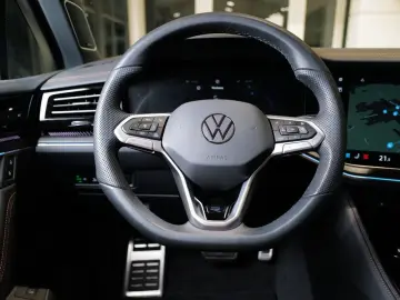 VW Touareg 3.0TDI R-Line Blackstyle