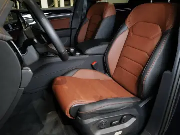 VW Touareg 3.0TDI R-Line Blackstyle