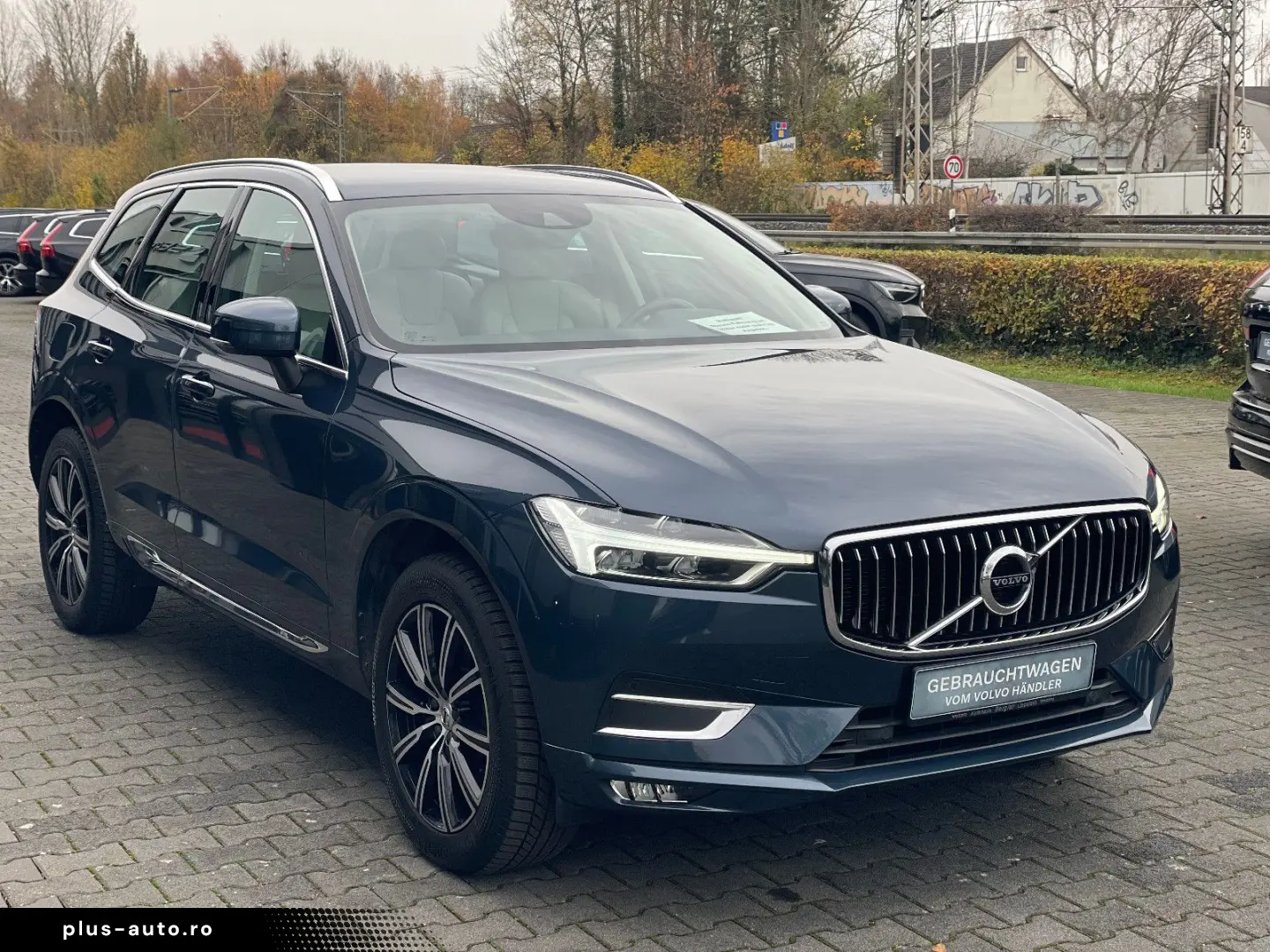 VOLVO XC60 B4 AWD Inscription AHK ACC Kamera TotWi