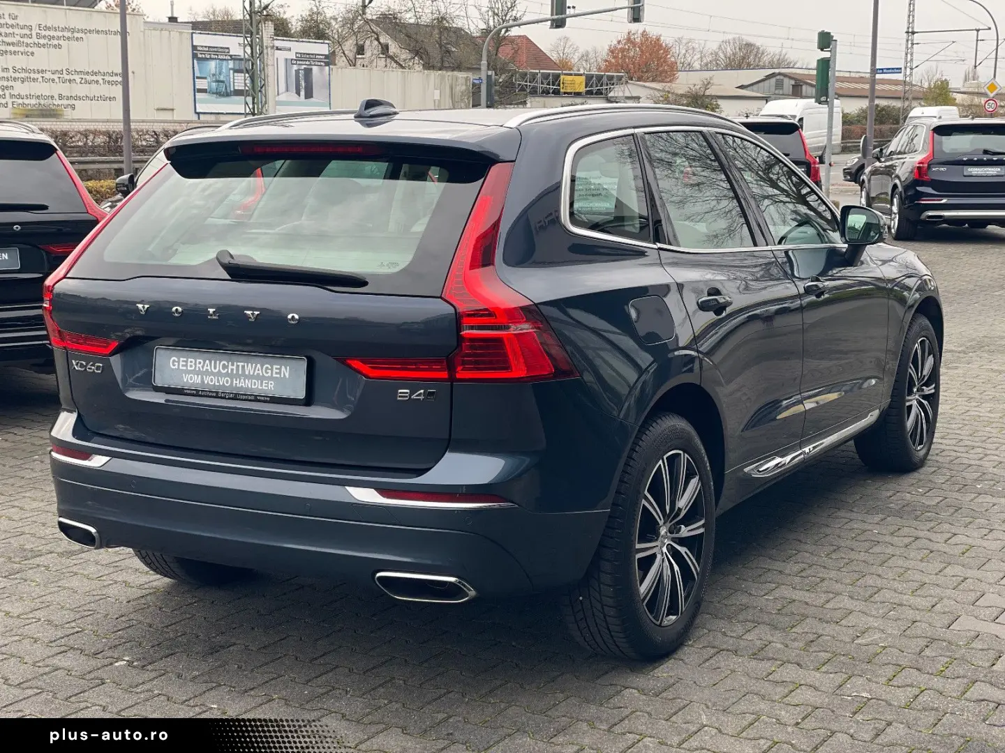 VOLVO XC60 B4 AWD Inscription AHK ACC Kamera TotWi