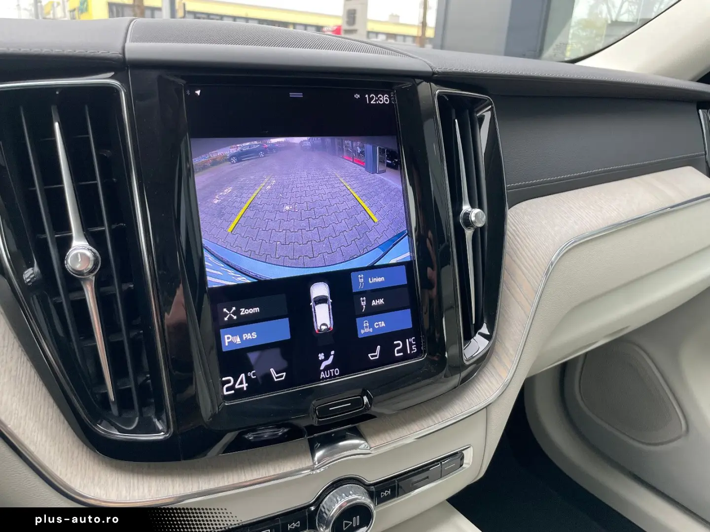 VOLVO XC60 B4 AWD Inscription AHK ACC Kamera TotWi