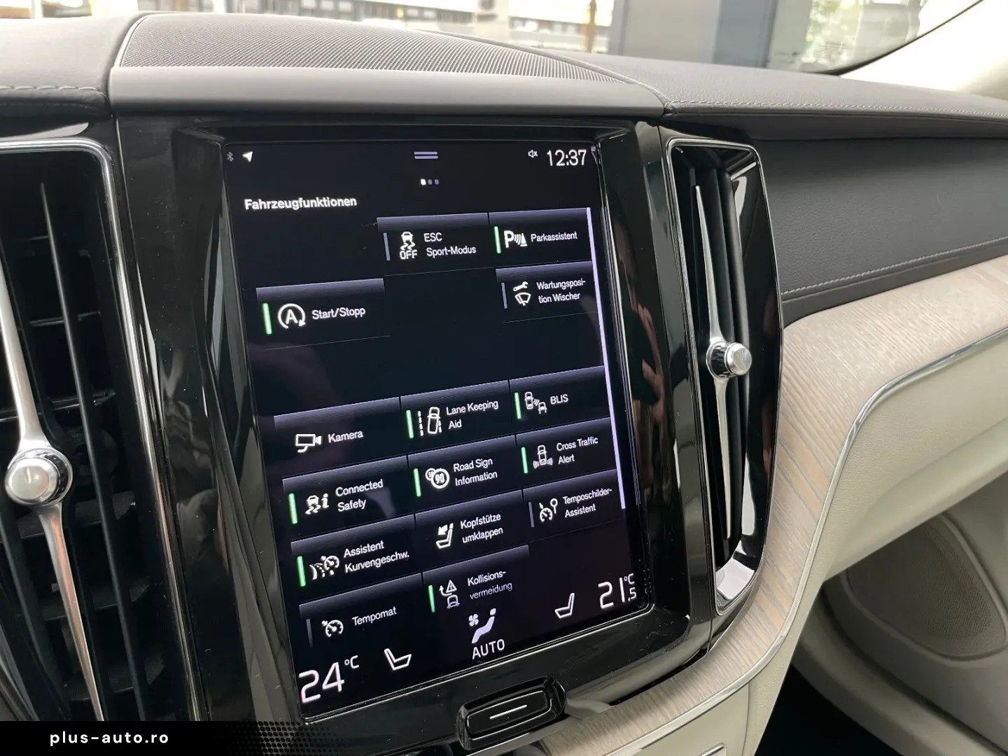 VOLVO XC60 B4 AWD Inscription AHK ACC Kamera TotWi