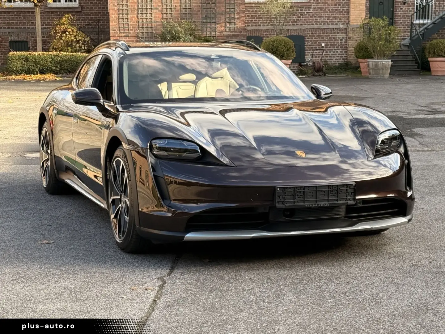 PORSCHE Taycan 4 Cross Turismo INNODRIVE PANORAMA LED-MA