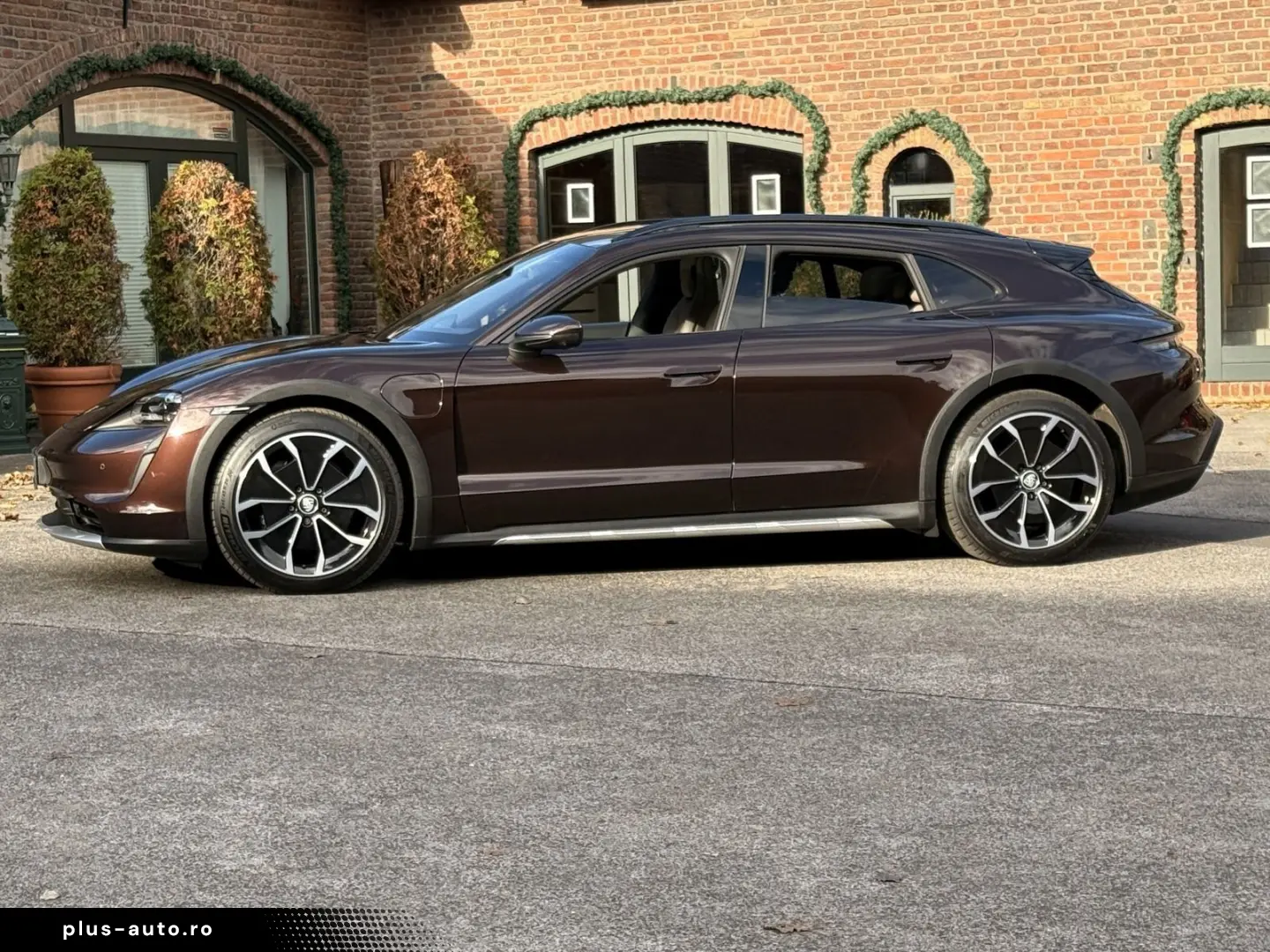 PORSCHE Taycan 4 Cross Turismo INNODRIVE PANORAMA LED-MA