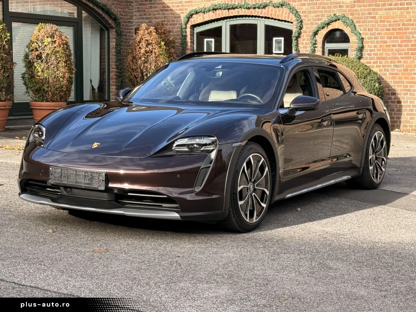 PORSCHE Taycan 4 Cross Turismo INNODRIVE PANORAMA LED-MA