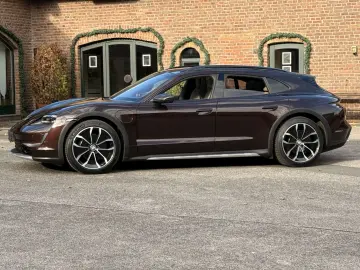 PORSCHE Taycan 4 Cross Turismo INNODRIVE PANORAMA LED-MA