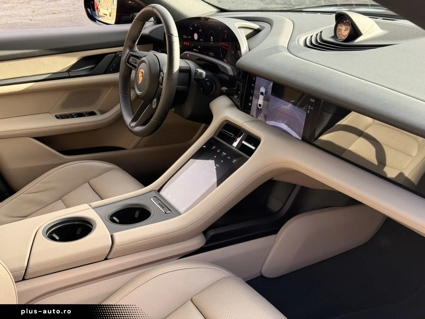 PORSCHE Taycan 4 Cross Turismo INNODRIVE PANORAMA LED-MA