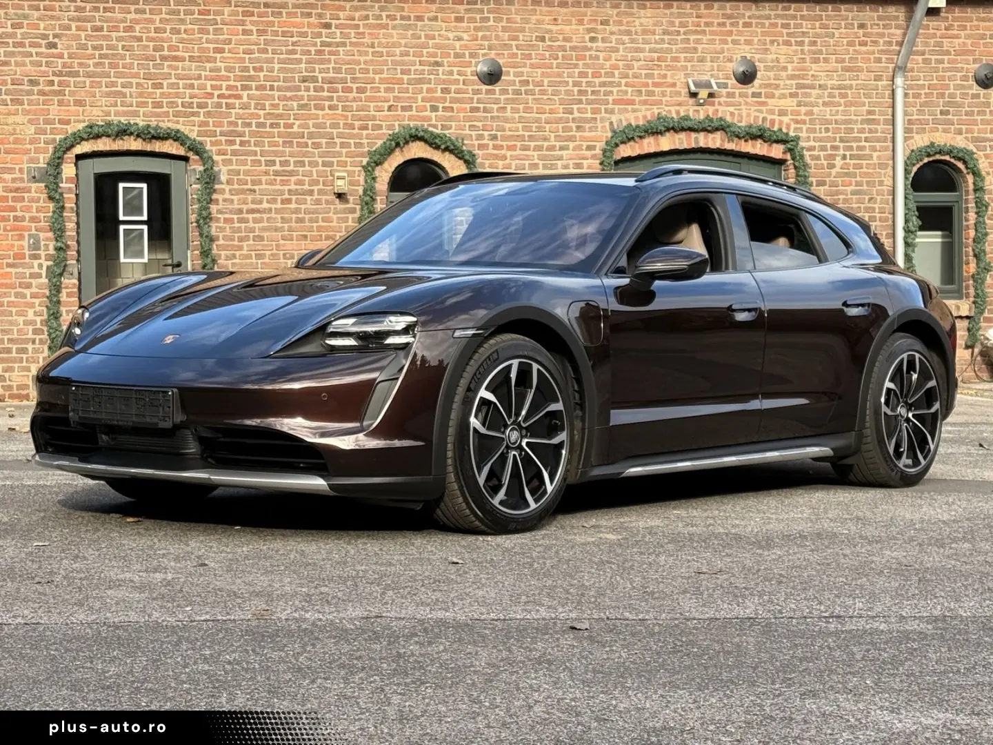 PORSCHE Taycan 4 Cross Turismo INNODRIVE PANORAMA LED-MA