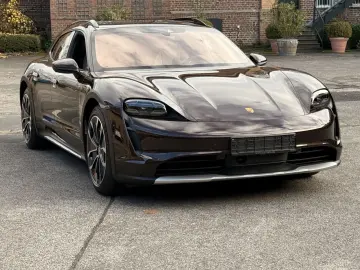 PORSCHE Taycan 4 Cross Turismo INNODRIVE PANORAMA LED-MA