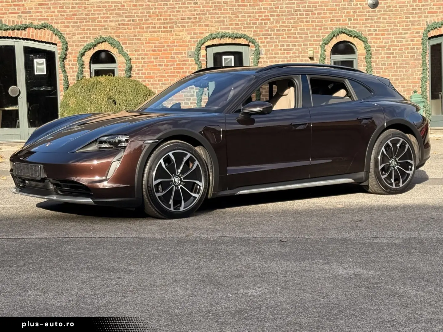 PORSCHE Taycan 4 Cross Turismo INNODRIVE PANORAMA LED-MA