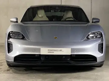 PORSCHE Taycan GTS   PDCC Sport   BOSE   Surround View