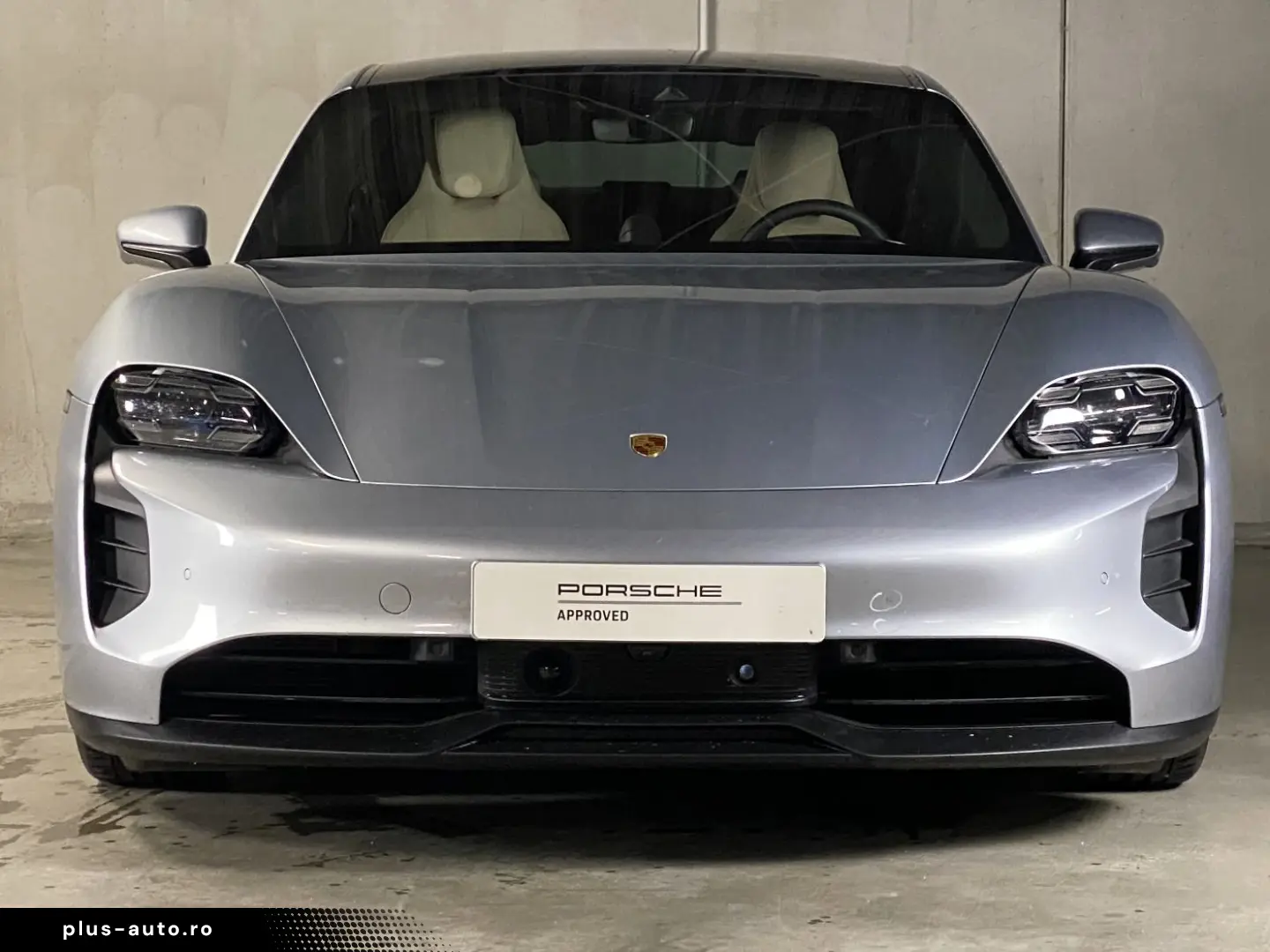 PORSCHE Taycan GTS   PDCC Sport   BOSE   Surround View