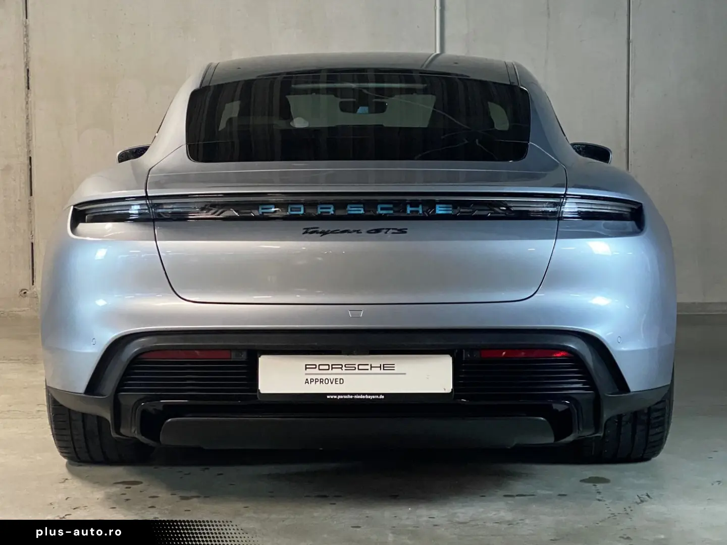 PORSCHE Taycan GTS   PDCC Sport   BOSE   Surround View