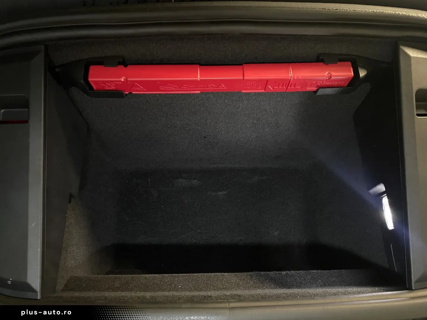 PORSCHE Taycan GTS   PDCC Sport   BOSE   Surround View