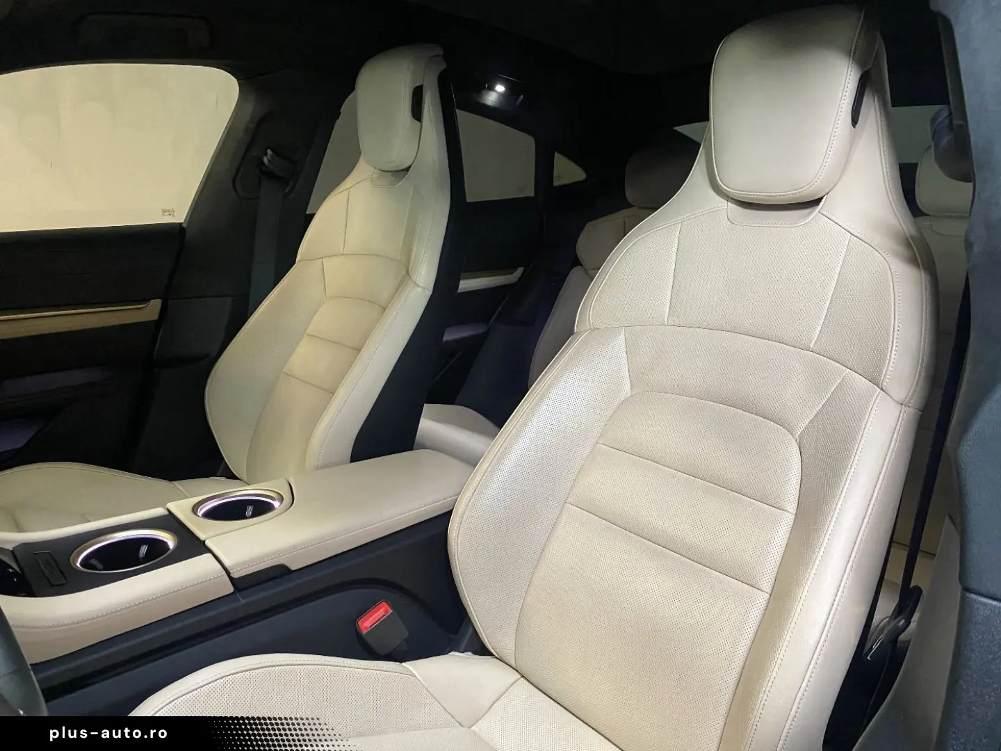 PORSCHE Taycan GTS   PDCC Sport   BOSE   Surround View